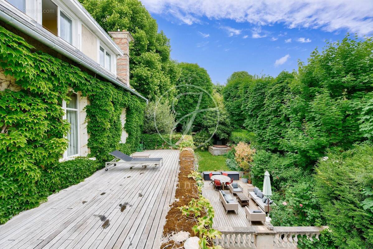 Maison à SAINT-CLOUD