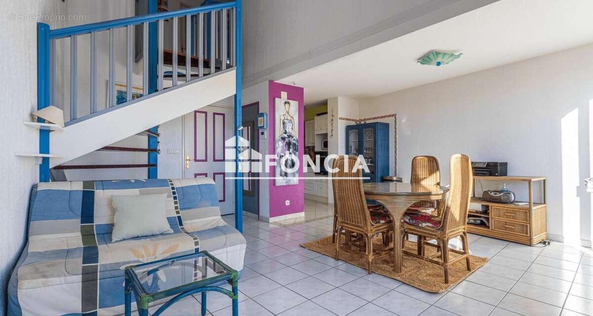 Appartement à BORMES-LES-MIMOSAS