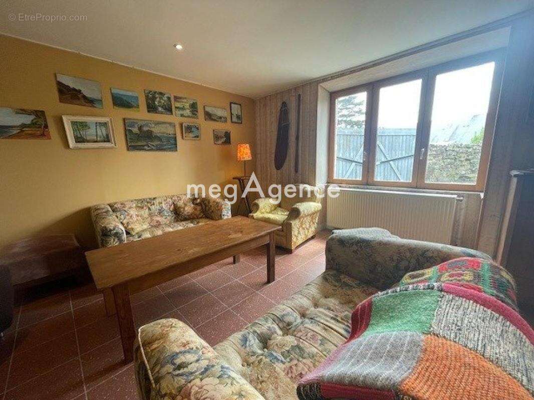 Maison à LARMOR-BADEN