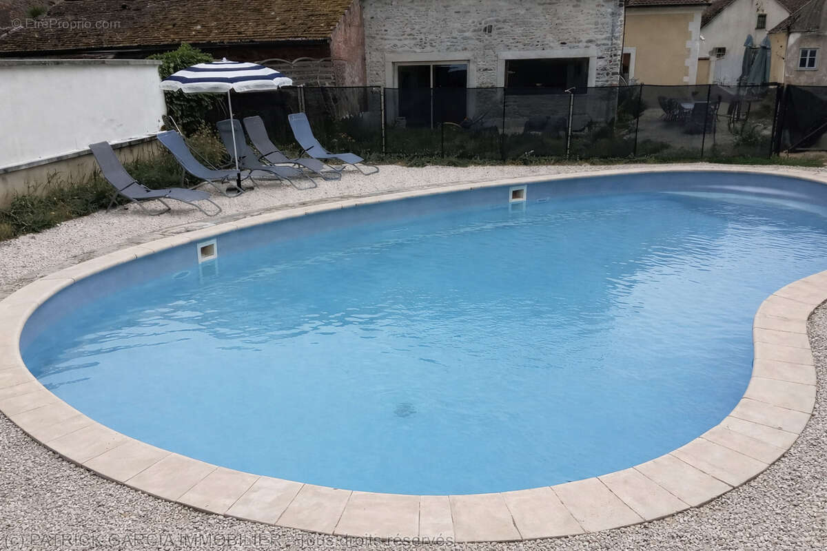 Maison à HERY
