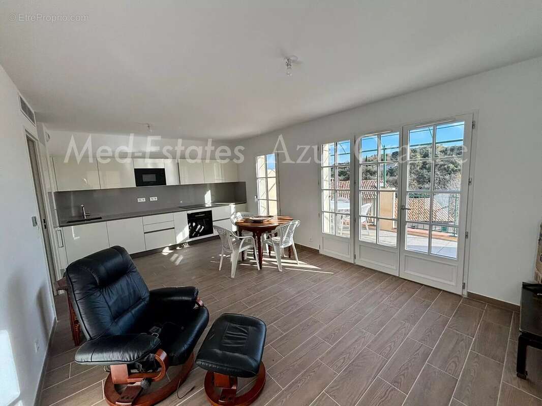 Appartement à GRIMAUD