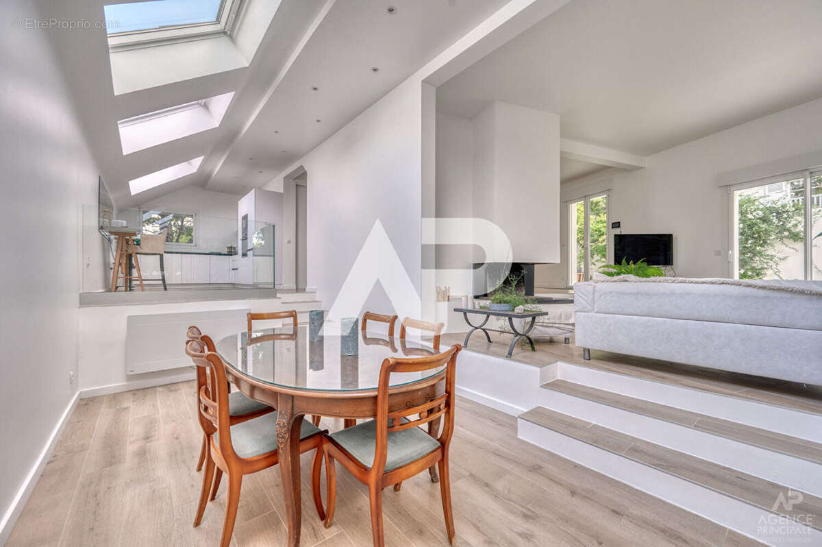 Maison à RUEIL-MALMAISON