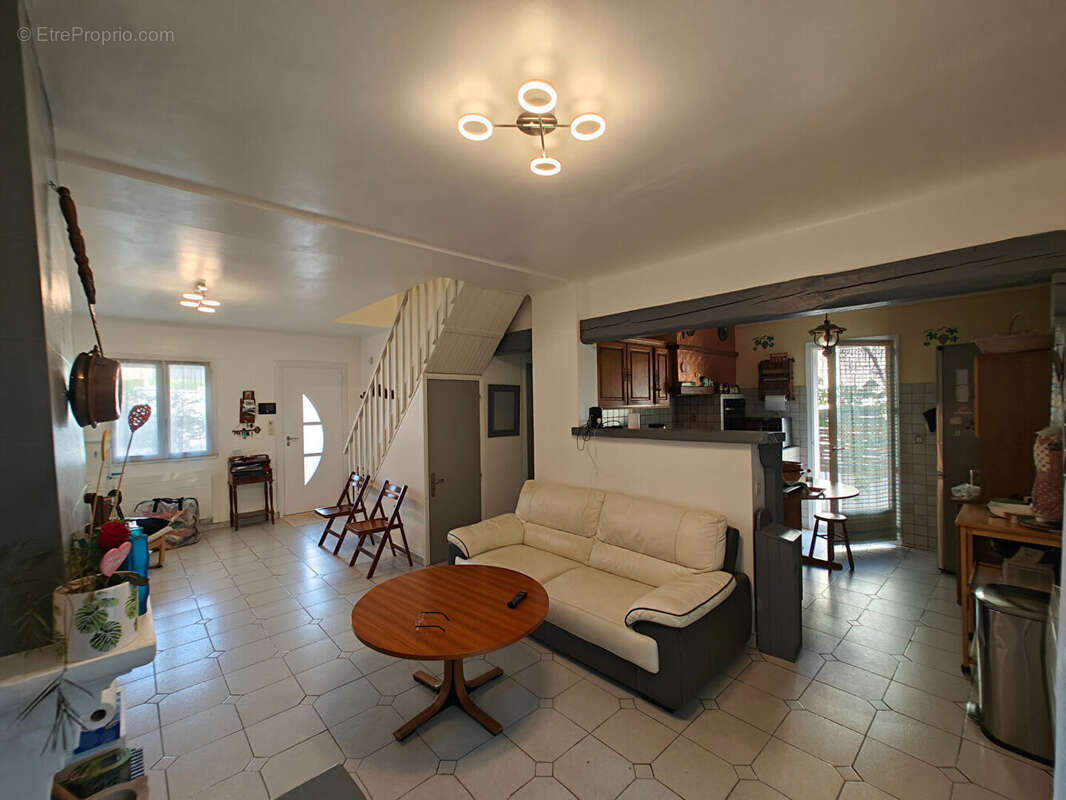 Villa 4 pieces 98m2 sur terrain 230m2  la garde - photo 9