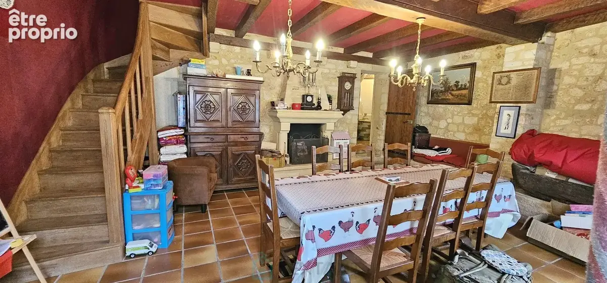 Dans la Bastide de Domme maison de 142 m² - photo 3
