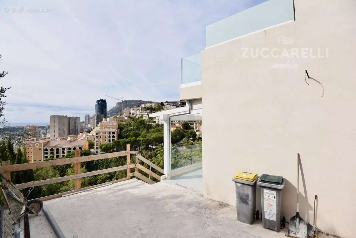 Appartement à ROQUEBRUNE-CAP-MARTIN