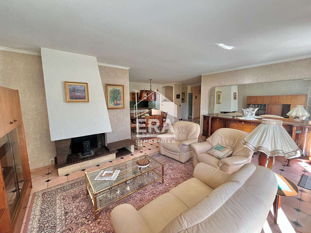 Maison à PONTAULT-COMBAULT