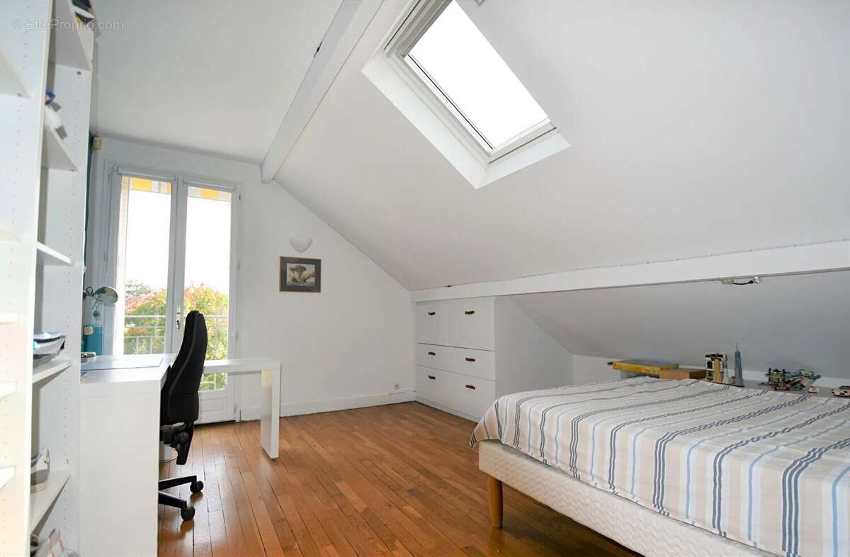 Maison à LE VESINET