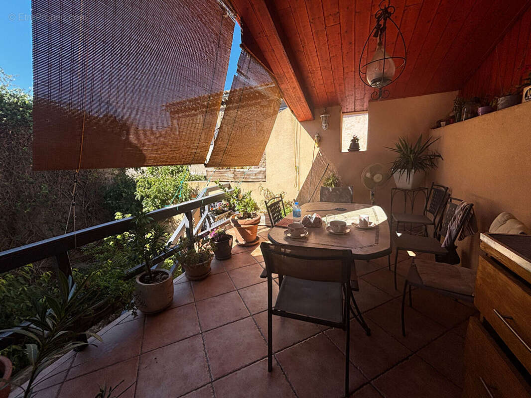 Maison en pierre avec jardin - photo 8