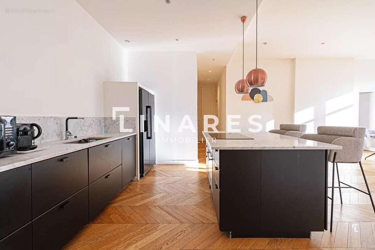 Appartement à MARSEILLE-8E