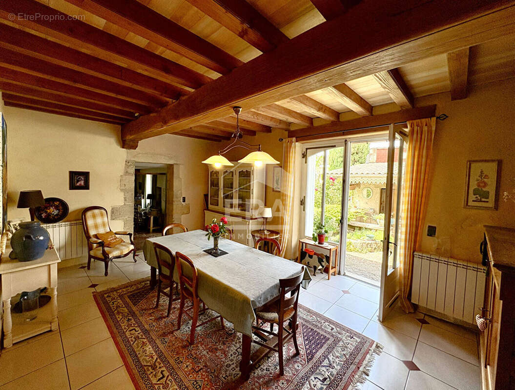 Maison à PORT-SAINTE-FOY-ET-PONCHAPT
