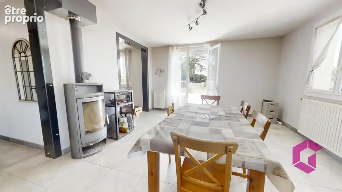 Maison de 147m2 sur sous sol, dépendance et 1900m2 de terrain - photo 7