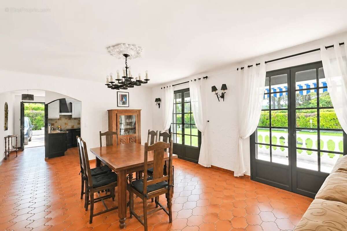 Maison 150 m² à Mougins  - photo 10