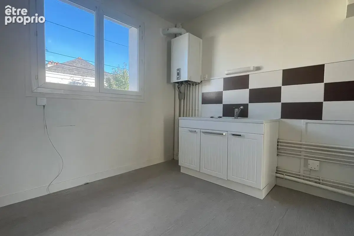 Château Renault - Appartement T4 - photo 8