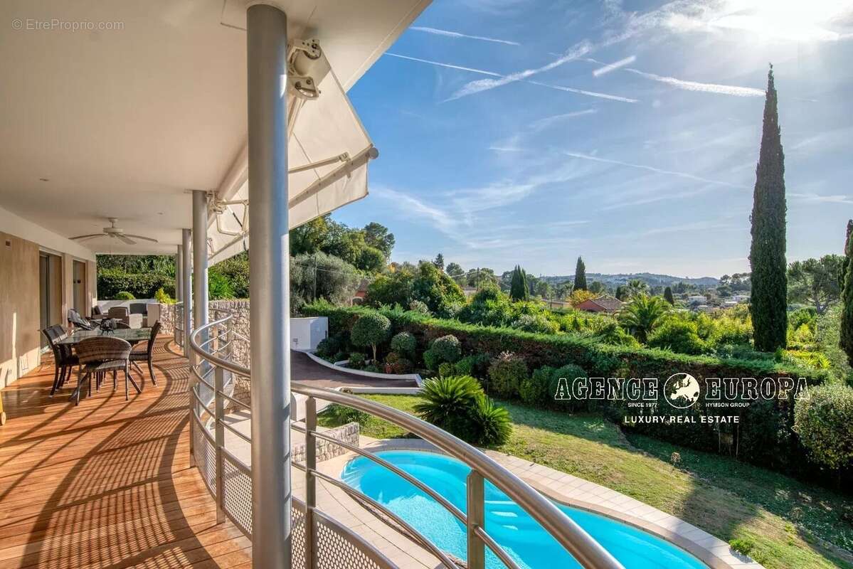 Maison à MOUGINS