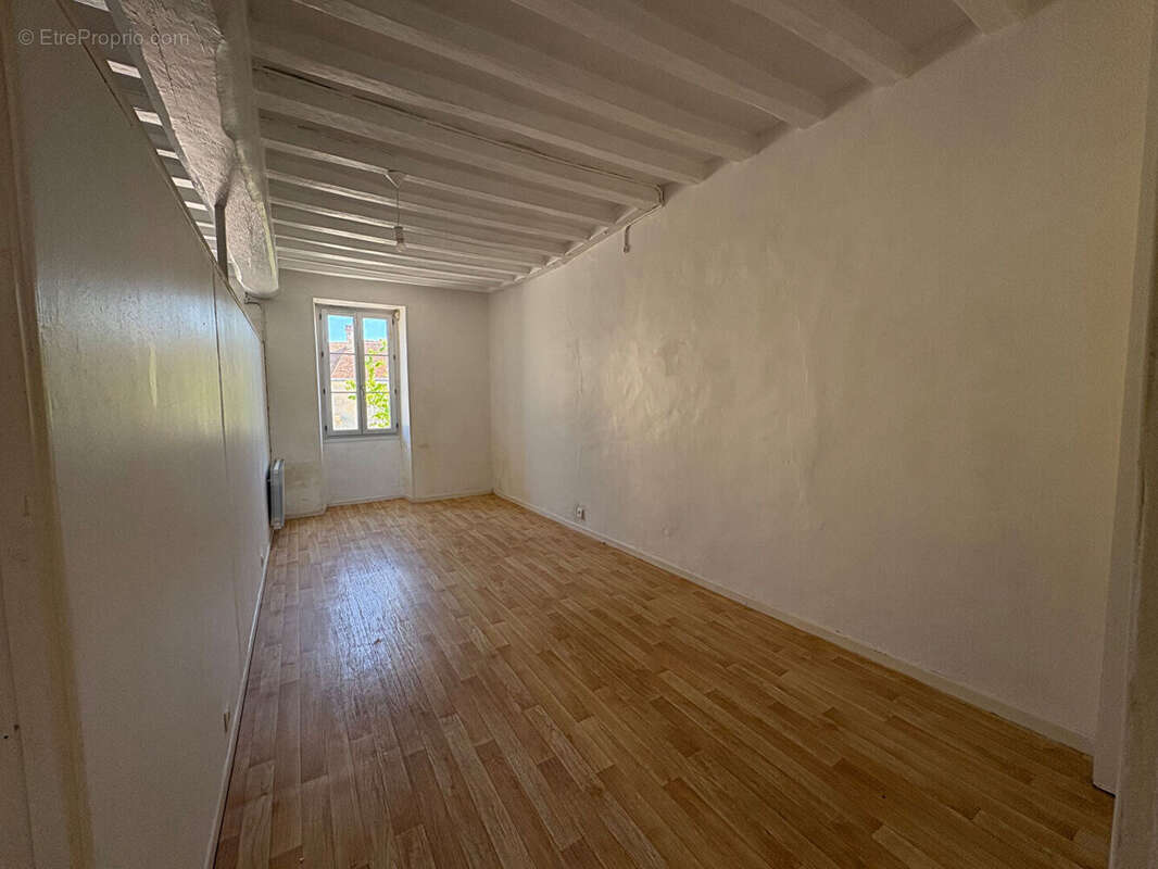 Maison à AILLIERES-BEAUVOIR