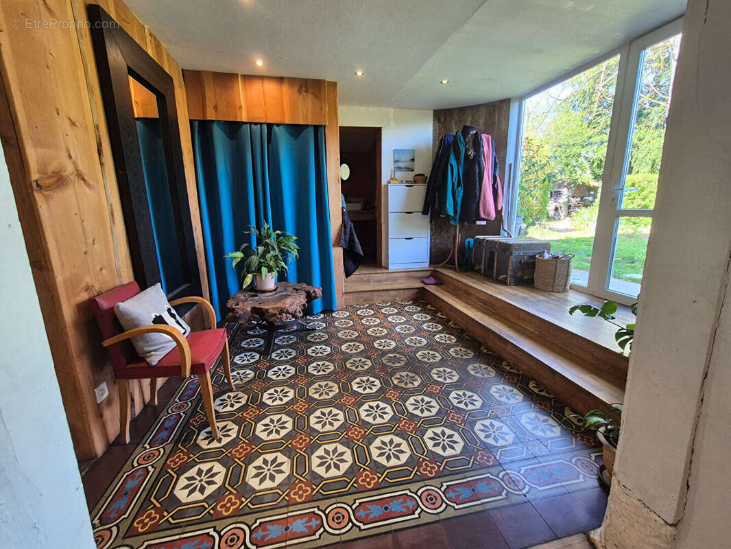 Maison de caractère T8 de 211 m² sur terrain de 948 m² avec piscine - photo 4