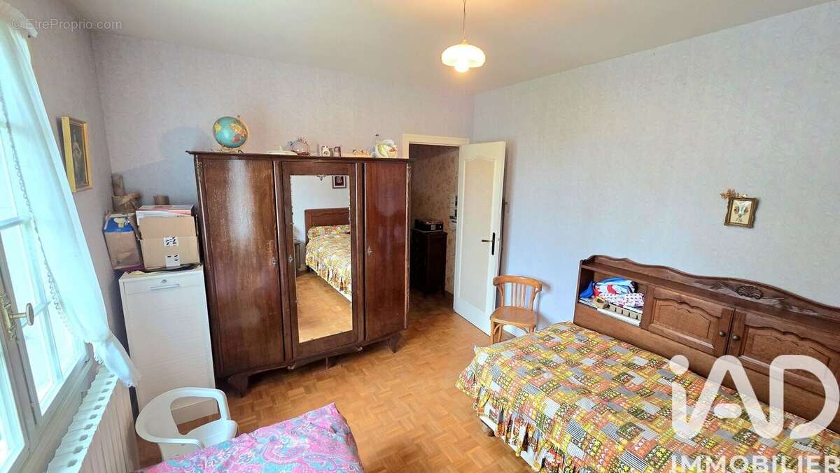 Maison 128 m² à Belabre  - photo 7