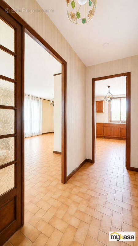 Maison T4 de plain-pied avec jardin, garage et véranda - Martigues Saint-Jean - photo 9