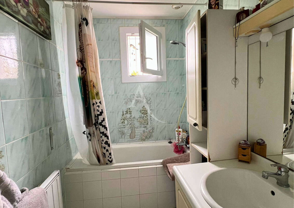 Maison à BEAUVOIR-SUR-MER