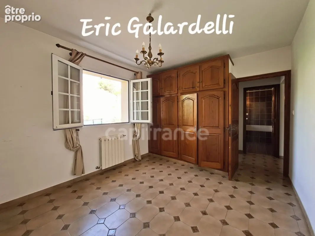 Maison à vendre  : Villa d'exception de 161 m², 6 pièces avec vue mer et potentiel constructible à  PROPRIANO (20) - photo 15