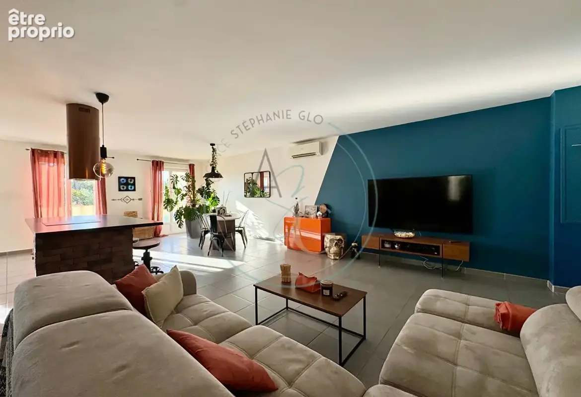 Appartement à COGOLIN