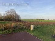 Terrain à LA RUE-SAINT-PIERRE