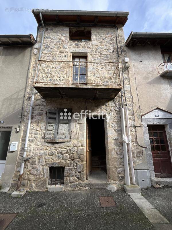 Appartement 148 m² à Le Cheylard  - photo 1