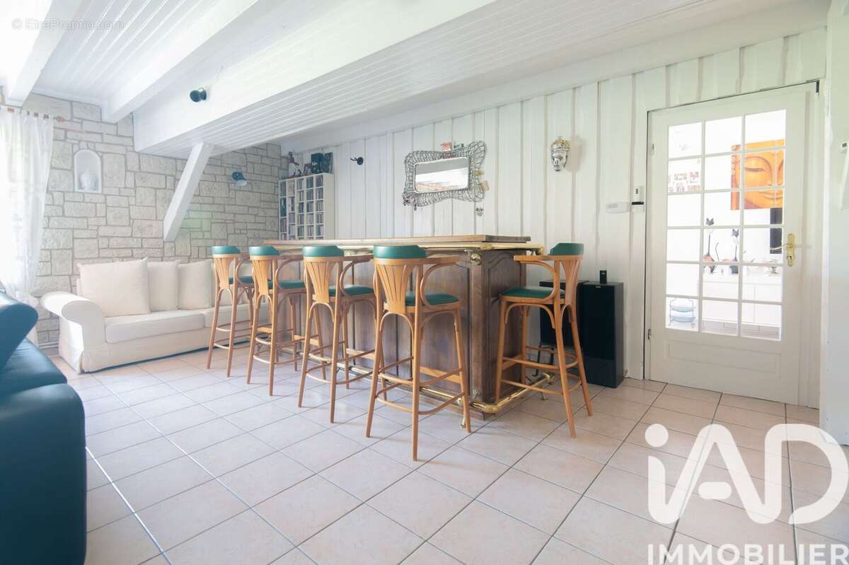 Photo 5 - Maison à AUGNY