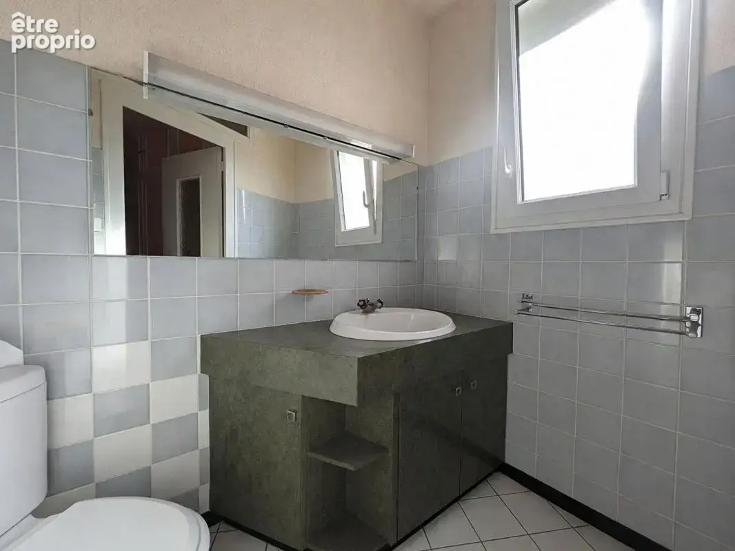 Maison 5 chambres, 120m², bourg de la Chapelle Basse Mer (44450) - photo 8