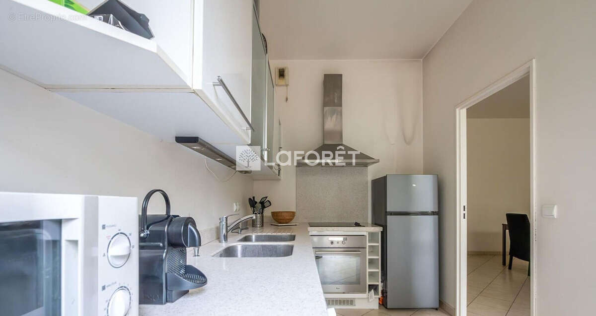 Appartement à PARIS-14E