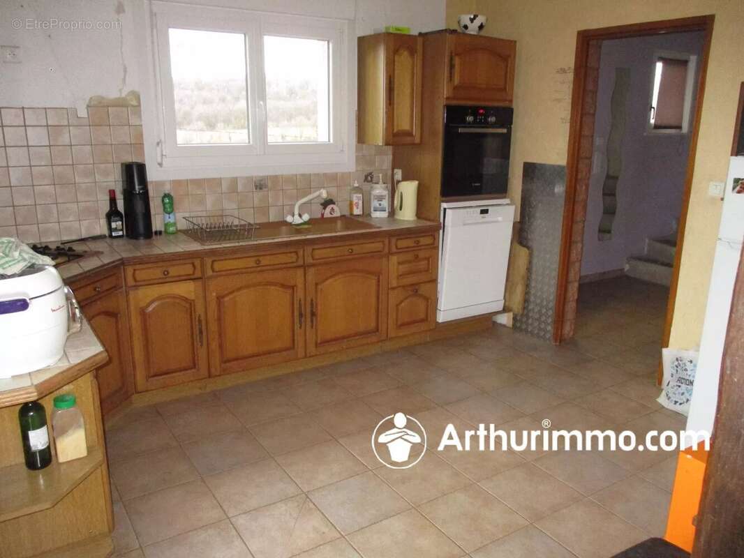 Maison à FRAHIER-ET-CHATEBIER