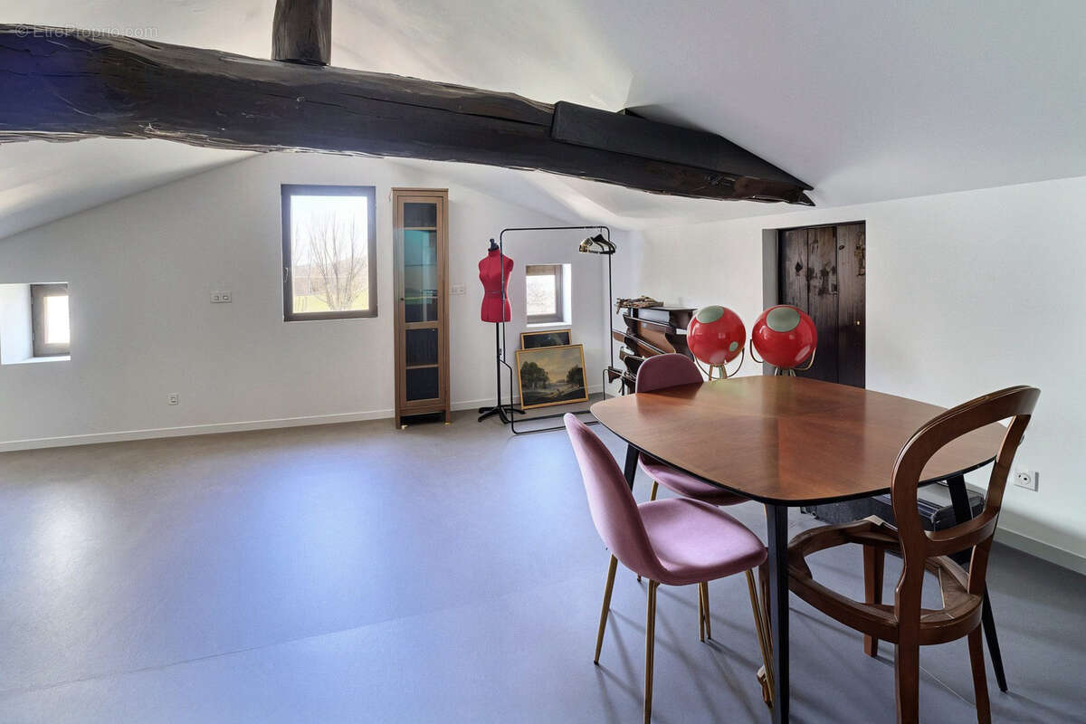 Maison à ECHALAS
