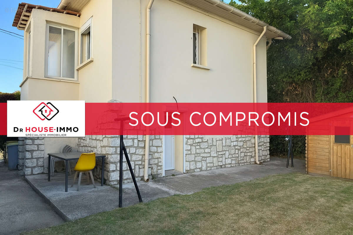 Maison à SAINT-VICTORET