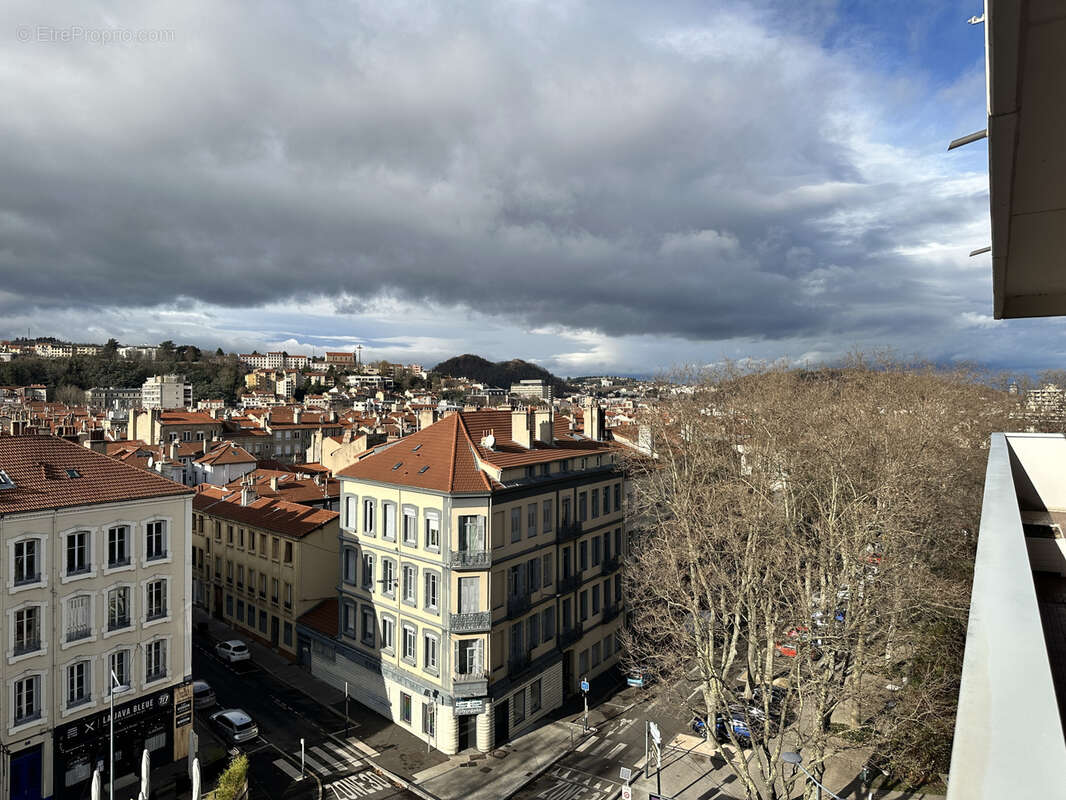 Appartement à SAINT-ETIENNE