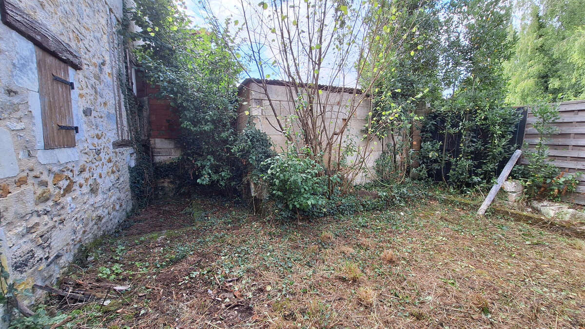 Maison proche Nontron - photo 8