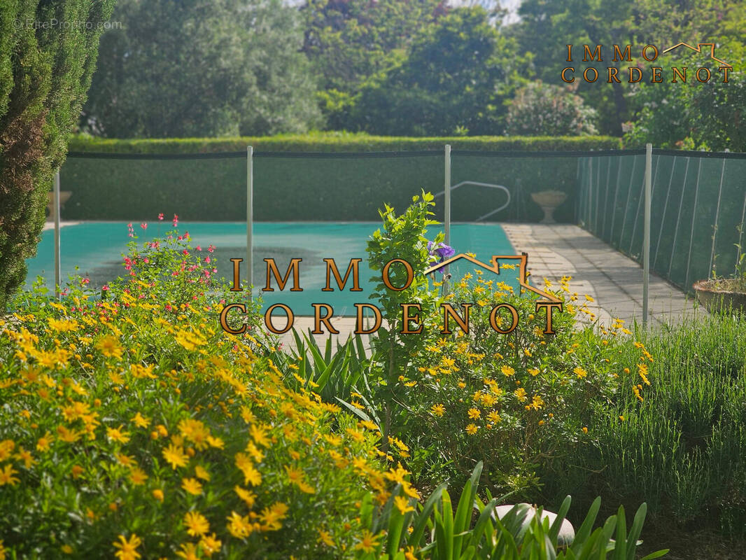 Maison à BESSE-SUR-ISSOLE