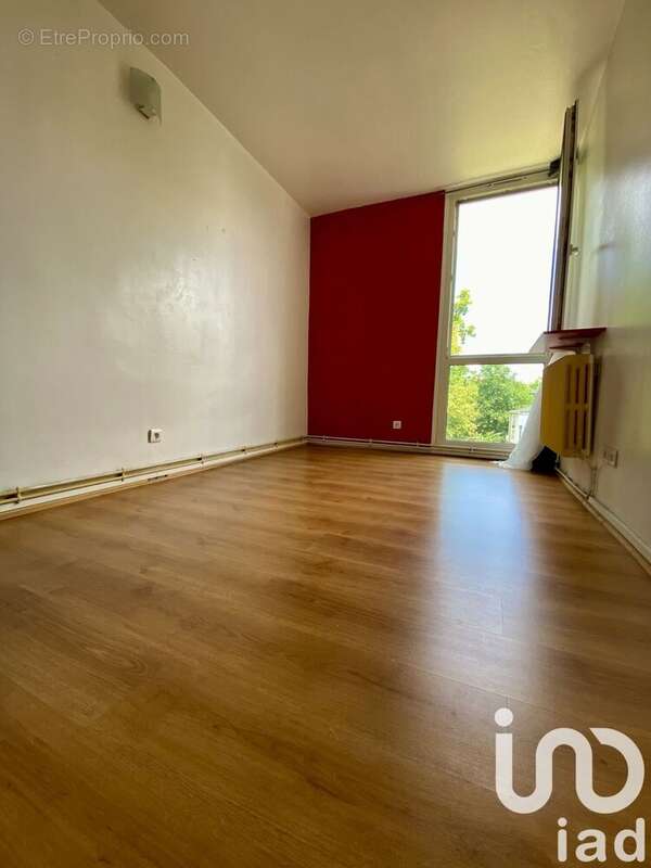 Photo 8 - Appartement à LE PLESSIS-TREVISE