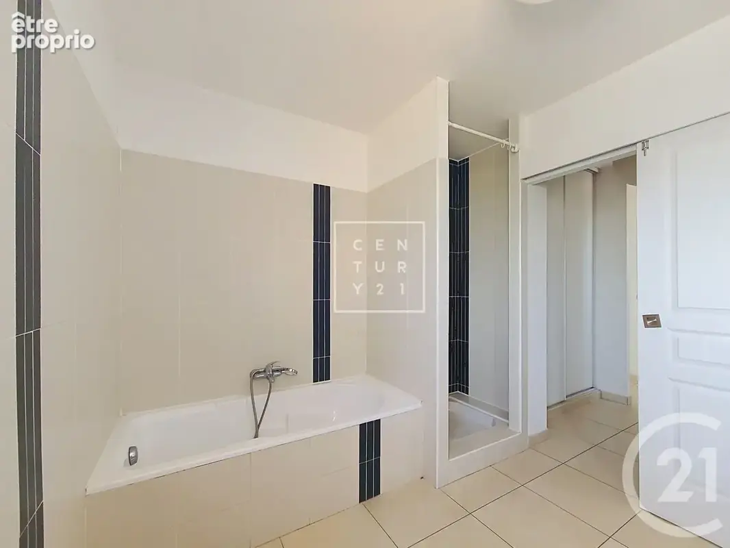 Maison 5 pièces 130 m² à vendre à Le Soler (66270) - photo 11