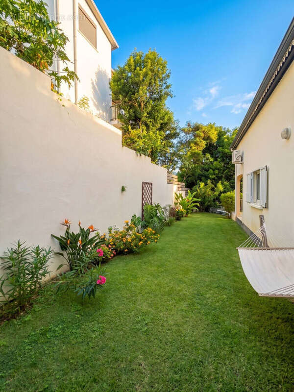 A VENDRE - Maison F6 avec vue dans les bas de La Bretagne - photo 18