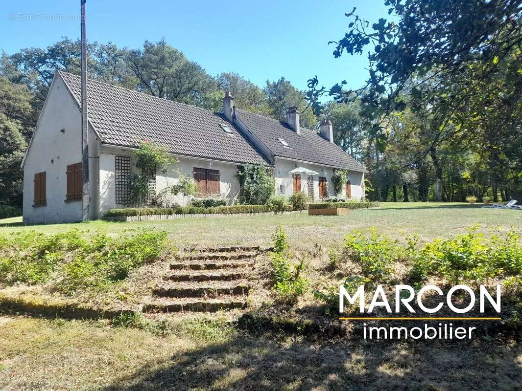 Maison à SAINT-MARTIN-LE-MAULT