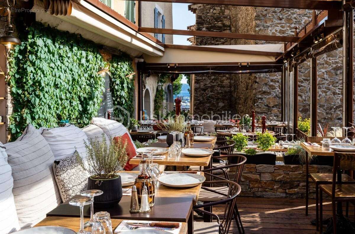 Commerce à SAINTE-MAXIME