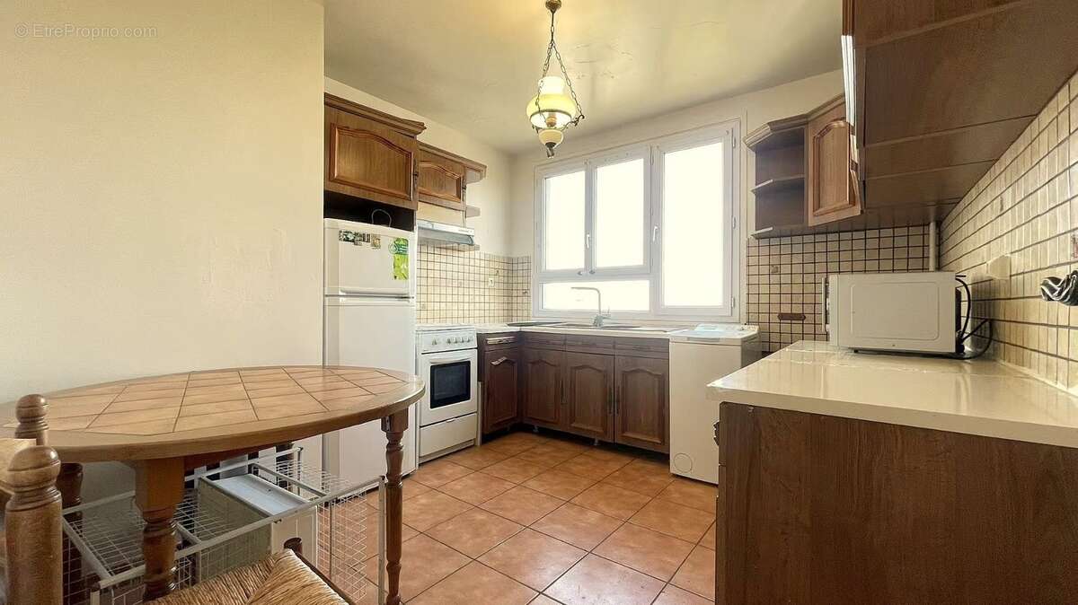 Appartement à vendre 4 pièces VITRY SUR SEINE (94) - photo 4