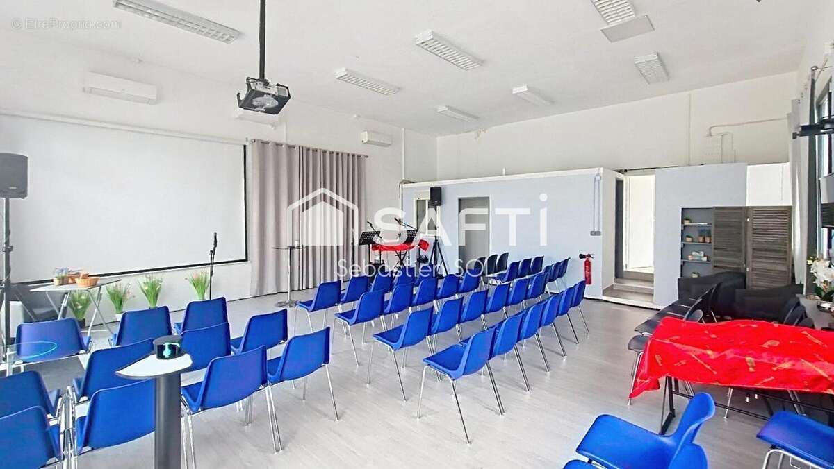 Photo 3 - Commerce à CAUSSADE