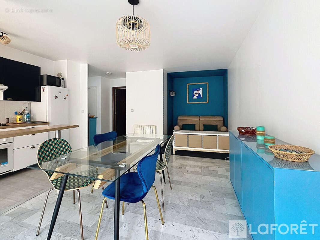 Appartement à ROQUEBRUNE-CAP-MARTIN