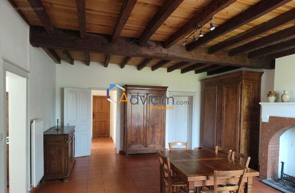 Maison à COCUMONT