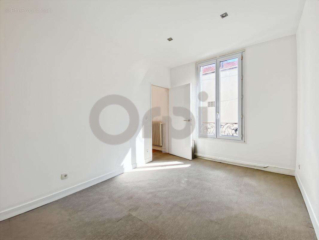 Appartement à AUBERVILLIERS