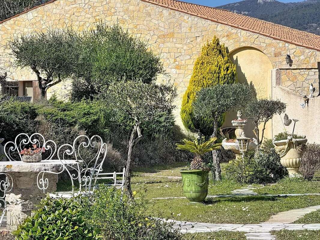 Maison à SEILLANS