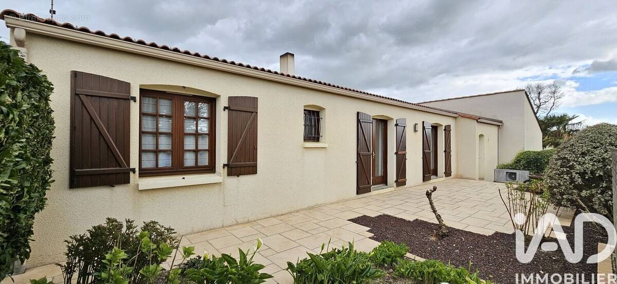 Photo 1 - Maison à NIEUL-LE-DOLENT