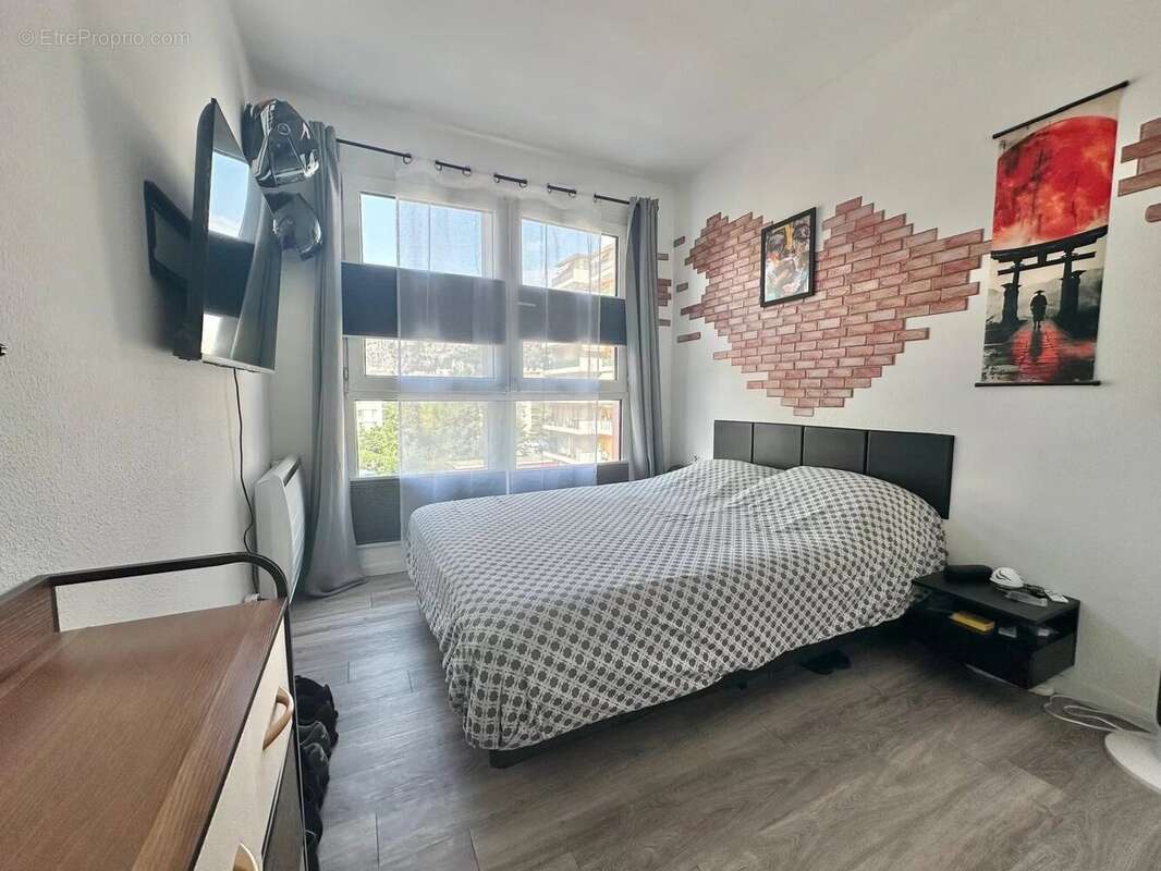 A vendre, à Nice, quartier de Pasteur, 2P - photo 3