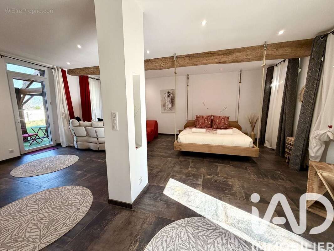 Maison 99 m² à Etigny  - photo 7
